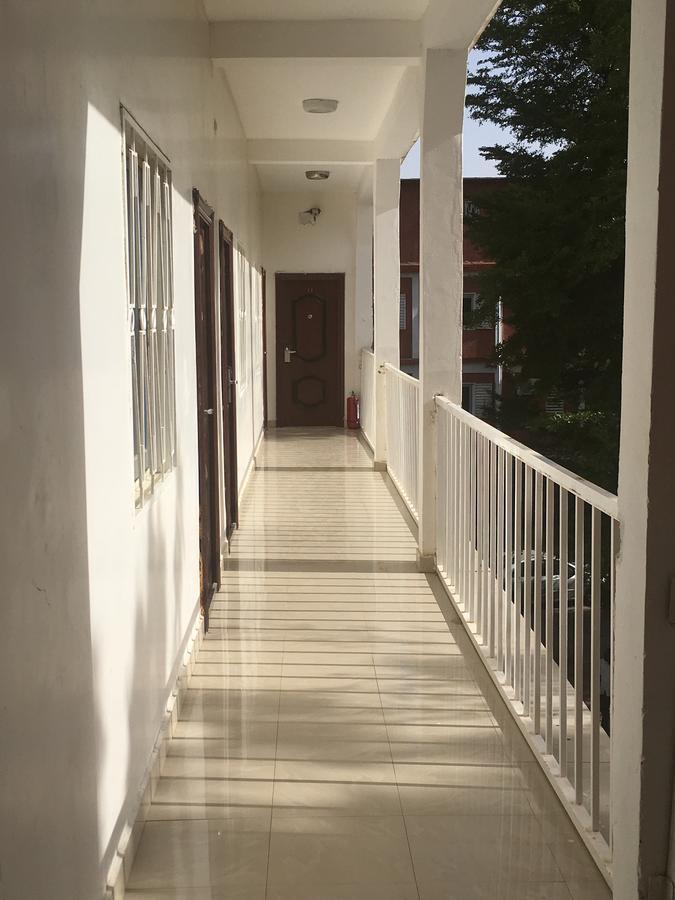 Shanghai Hotel NʼDjamena Exterior foto